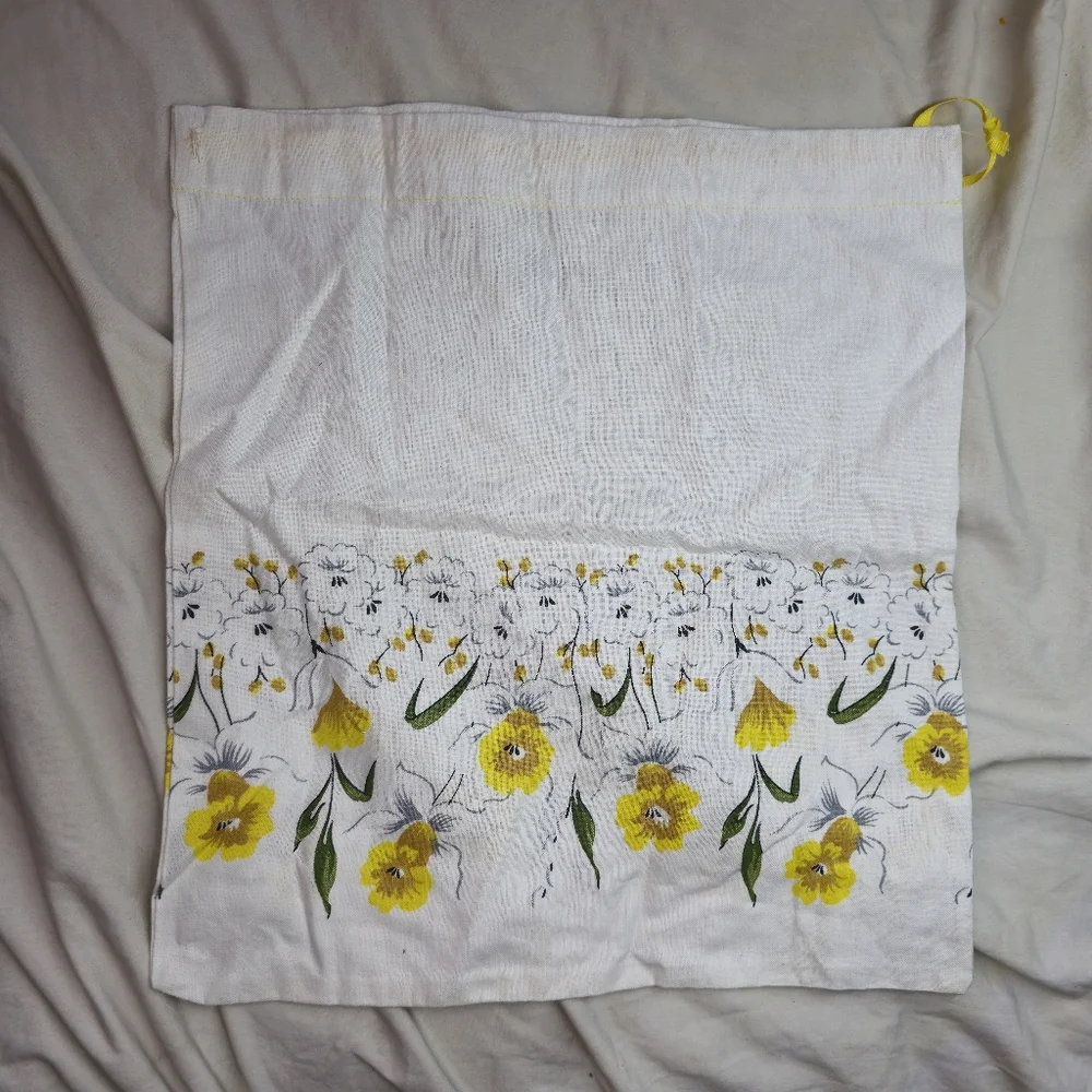 Vintage Yellow Floral White Bag 14.5 X 15.5 Inch